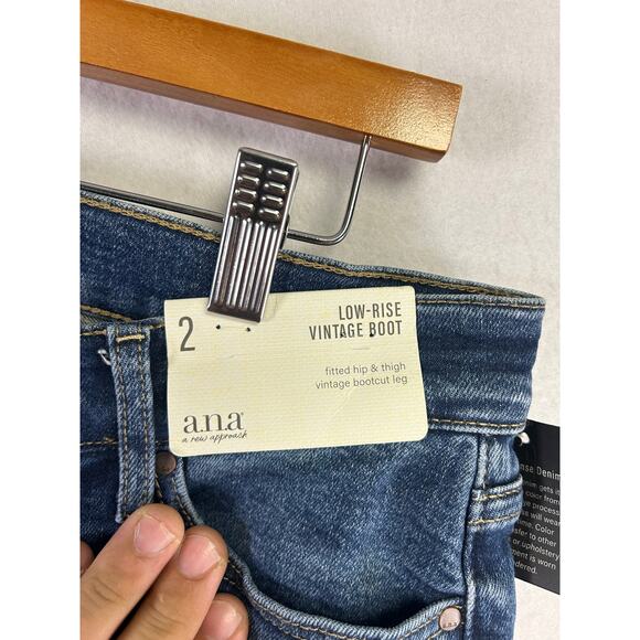 A.n.a Vintage Low Rise Bootcut Dark Wash Jeans - Size 2 Denim Normcore Classic - Picture 3 of 9